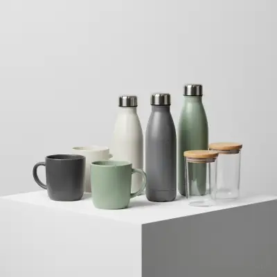 Customized Coffee Mugs & Drinkware